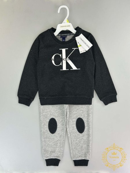 بدله ربيعي Calvin Klein