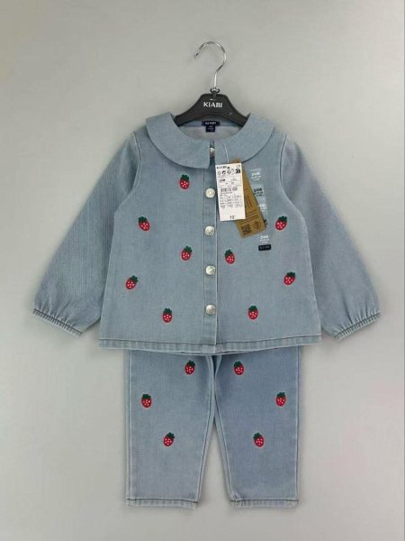 طقم جينز بيبي من kiabi
